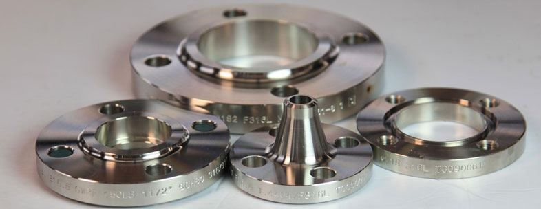 ASTM Stainless Steel 304H Flanges in our stockyard
